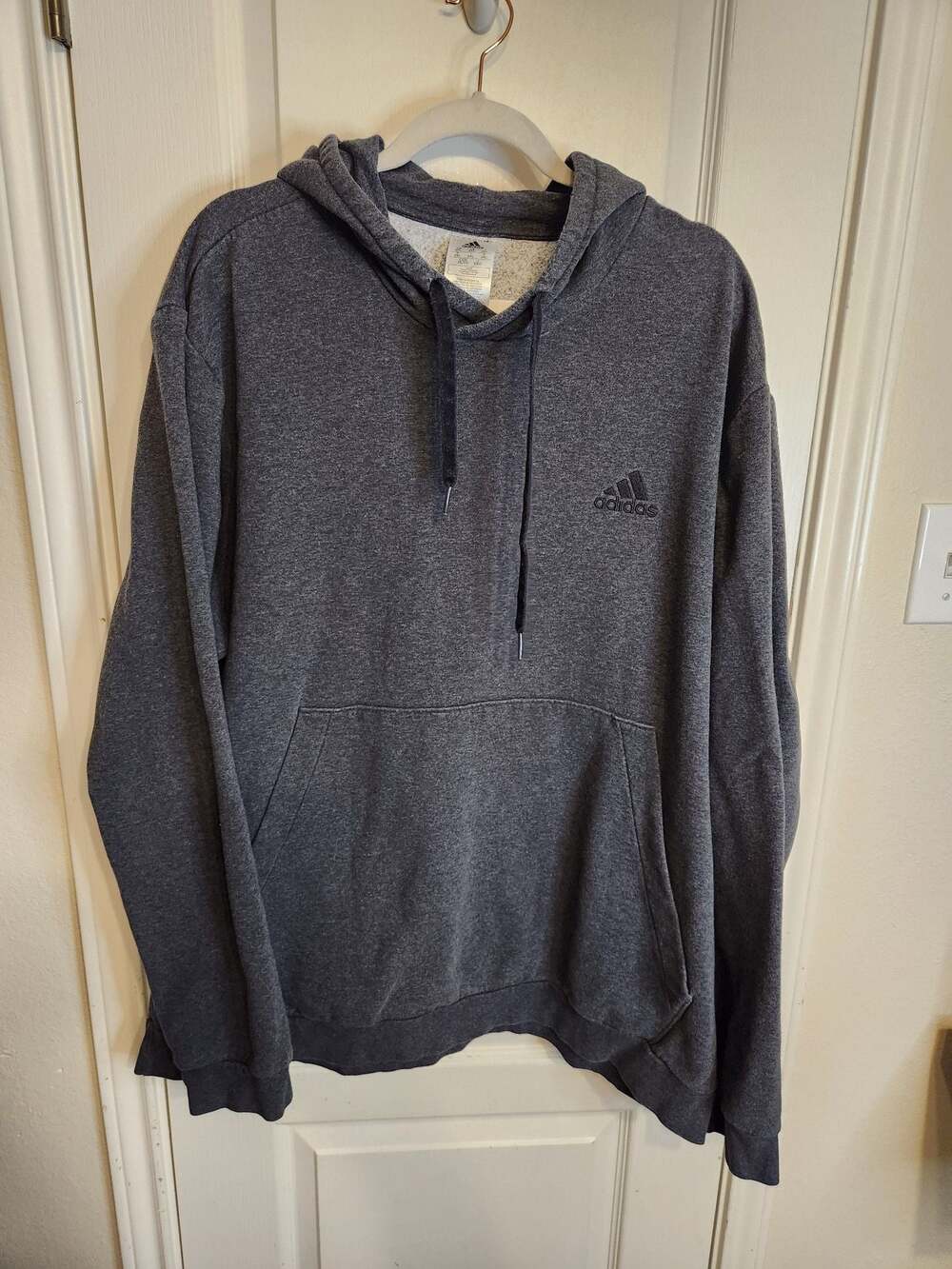 Adidas Essentials Fleece Pullover Hoodie - Charcoal Heather Gray